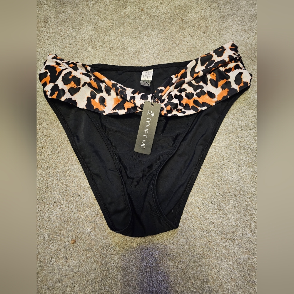 Bikini bottom size XL